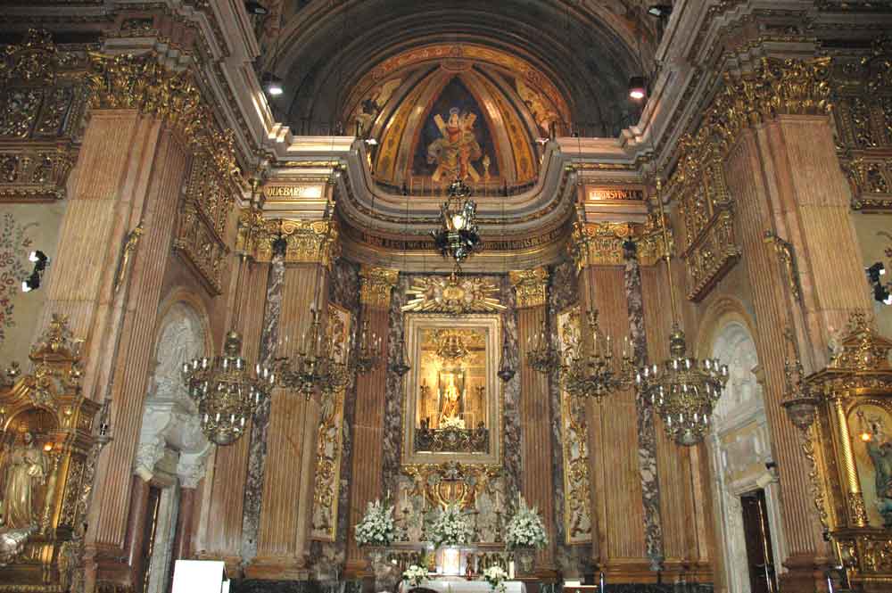 Barcelona - Basílica Mare de Déu de la Mercè i Sant Miquel Arcàngel 3.jpg